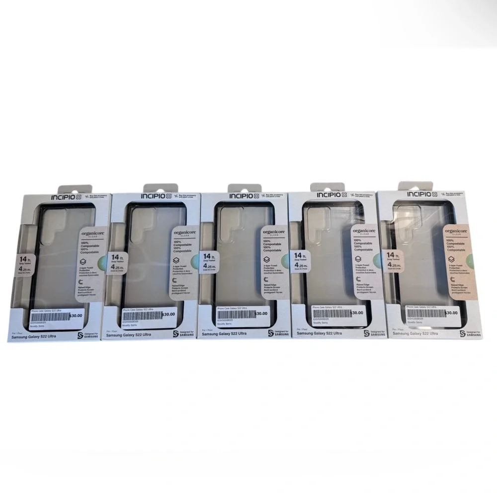 Samsung Galaxy S22 Ultra Incipio Clear Phone Case with Black Trim.